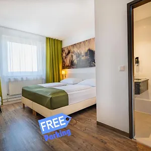 מלון Lifehotel Vienna Airport, פישמנד דורף